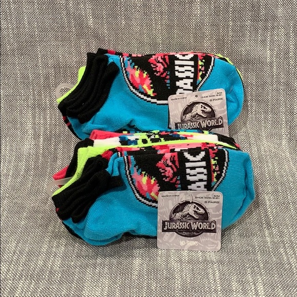 (2) 6pks of Girl’s Jurassic World No Show Socks - Picture 2 of 5